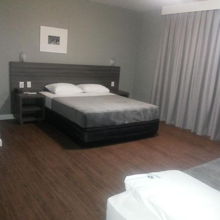 Duque Center Hotel Residence Porto Alegre Exteriör bild